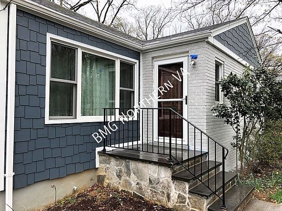 2nd image of 1100 S Forest Dr