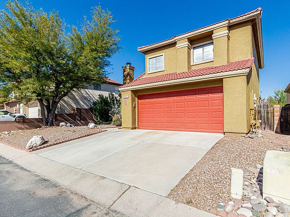3rd image of 10472 N Fair Mountain Dr