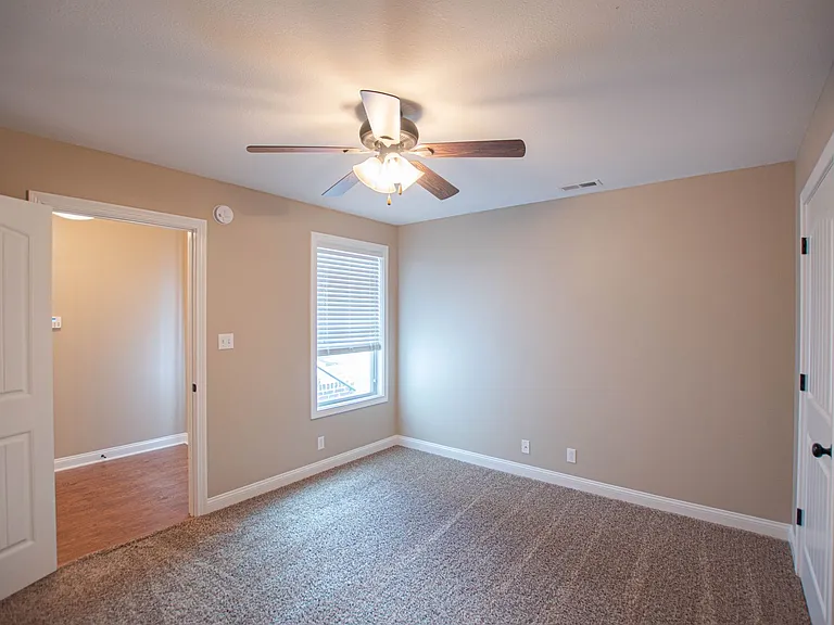 2228 Killington Dr — Photo 15