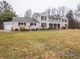 9054 N Bayside Dr, Milwaukee, WI 53217