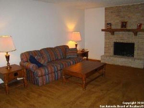 5th image of 3226 Castledale Dr