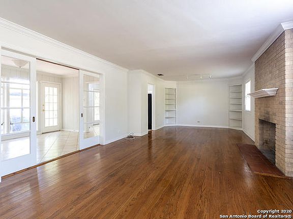 5th image of 114 Larkwood Dr