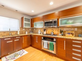 1315 E Lake Dr #A, Novi, MI 48377