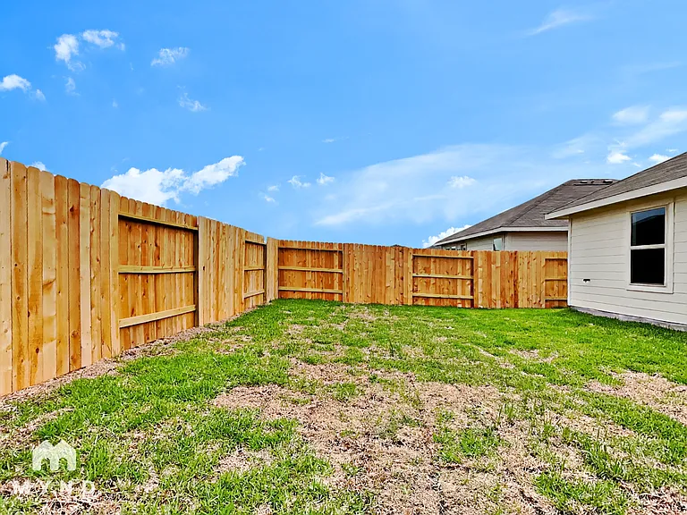 18515 Cepagatti Dr — Photo 17