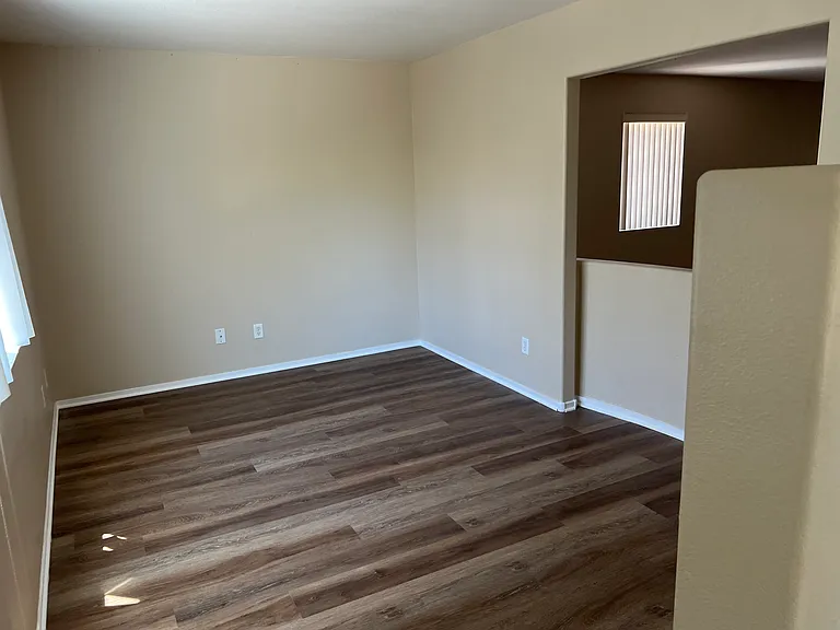 9471 Perennial View Ave — Photo 12