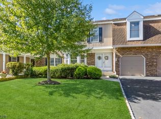 19 Dexter Dr S, Basking Ridge, NJ 07920