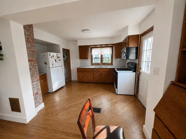 805 Cadillac St, Syracuse, NY 13208
