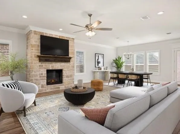 1476 Highland Park Cir, Granbury, TX 76048