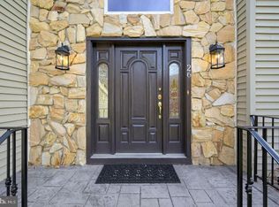 26 Fountain Ct, Cherry Hill, NJ 08034