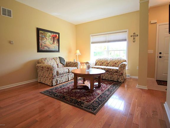 2nd image of 14694 Sherry Ln