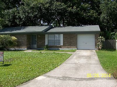 2nd image of 2712 Pinewood Blvd N