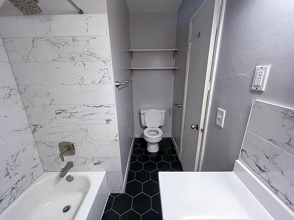 3rd image of 2108 27th Ave S APT 2