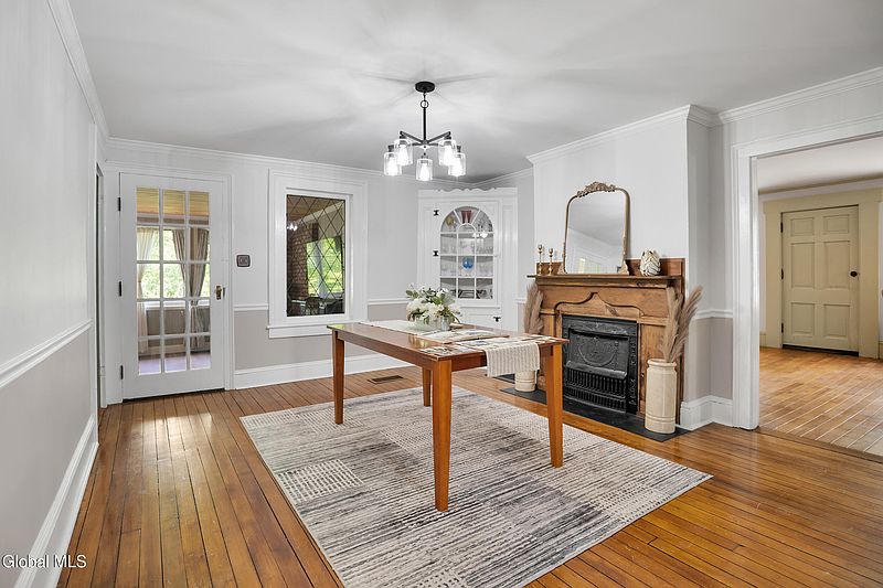5th image of 50 William Street
