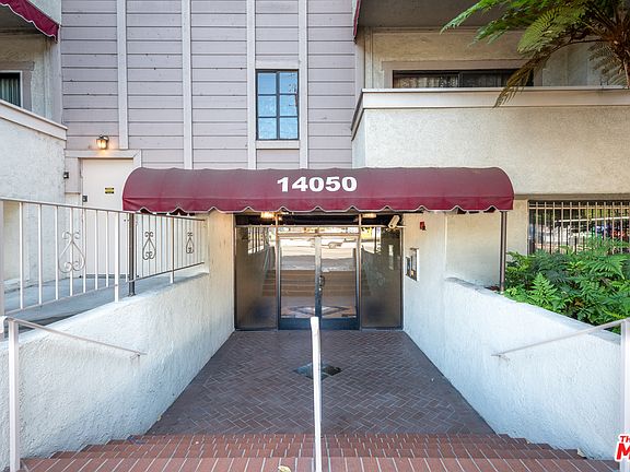 4th image of 14050 Magnolia Blvd APT 302