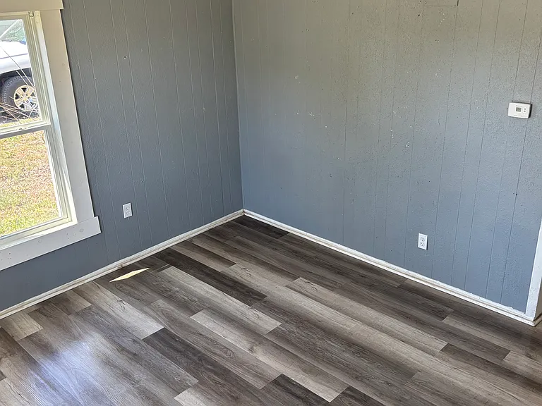 924 E 2nd Ave #1 — Photo 8