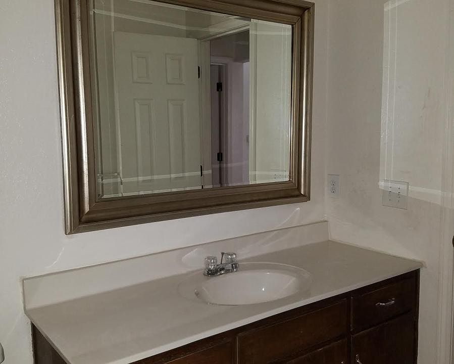 2nd image of 1705 NW 6th St