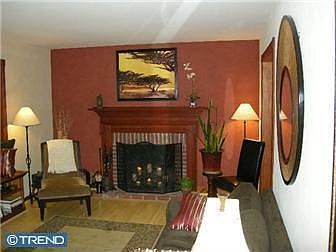 1st image of 1417 Henry Dr