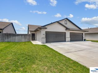 532 Martens Ct, Goddard, KS 67052