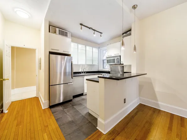 119 Peterborough St APT 2, Boston, MA 02215