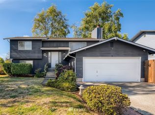 5576 34th Street Loop NE, Tacoma, WA 98422