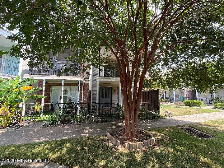 1st image of 2501 Gulf Ave APT 21