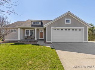 4239 Allie Ct, Hudsonville, MI 49426