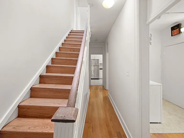 2337 18th St NW #3 — Photo 7