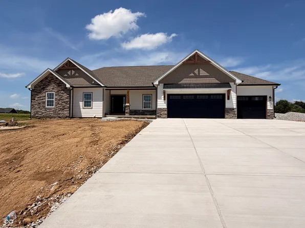 10 Pine Hills Ct, Crawfordsville, IN 47933