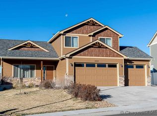 3232 Fire Side Dr, Cheyenne, WY 82001