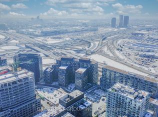 30 Tippett Rd #1024, Toronto, ON M3H0C8