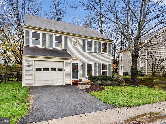 2nd image of 13332 Burnt Woods Pl