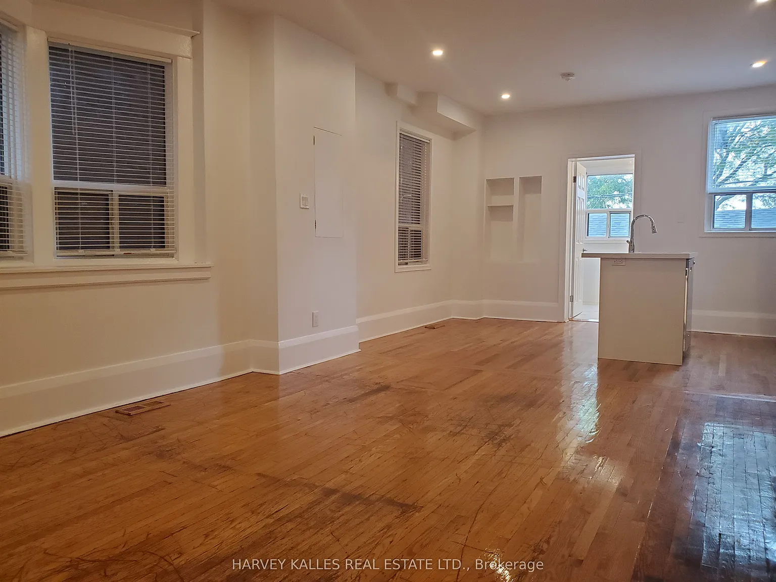 1 bed, $2,200 — Photo 4