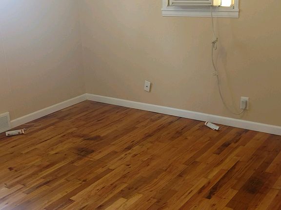 3rd image of 6231 Karen St