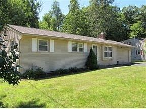 2nd image of 28 Woodland Dr