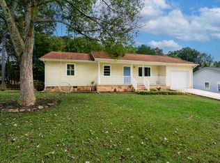 1103 Sizemore St, La Fayette, GA 30728