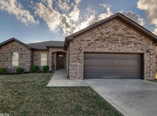 18 Stonehenge Dr, Cabot, AR 72023