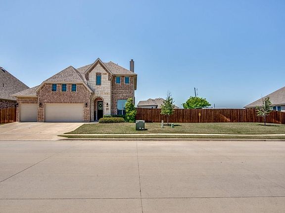 2nd image of 15105 Seventeen Lakes Blvd