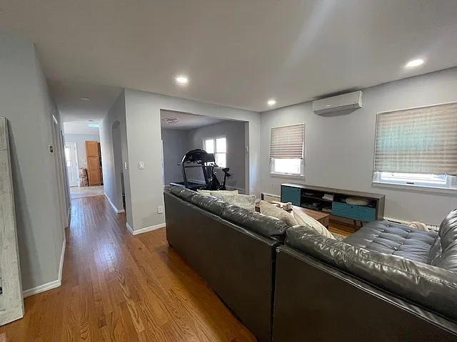 55 West Ave — Photo 6