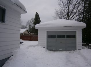 504 Summit St, Marquette, MI 49855