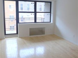 1044 47th Ave, Long Island City, NY 11101