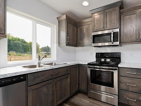2nd image of 2406 N Washington Ave #B