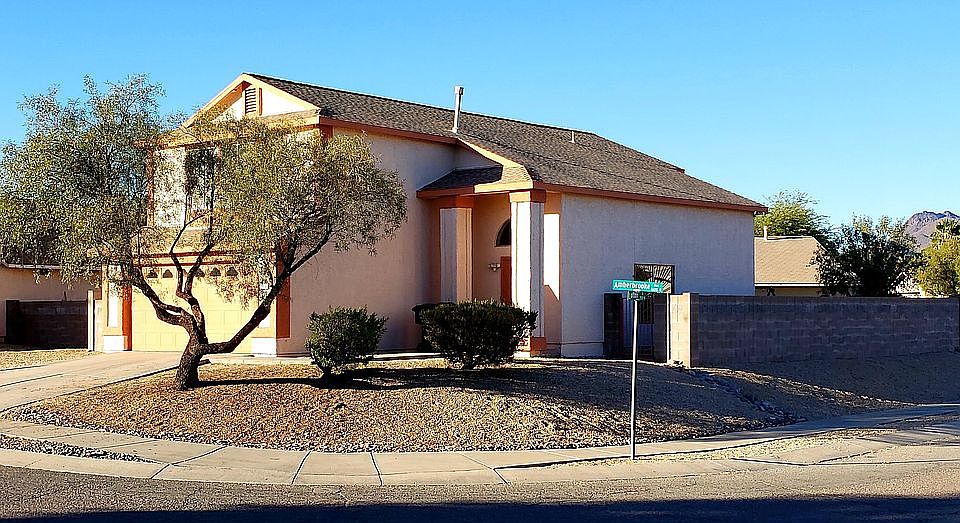 1st image of 1661 N Amberbrooke Ave