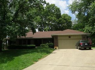 19200 E 26th Terrace Ct S, Independence, MO 64057