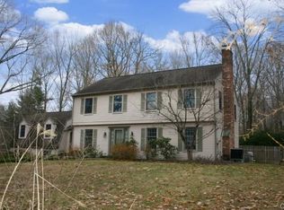 55 Deer Hill Dr, Ridgefield, CT 06877