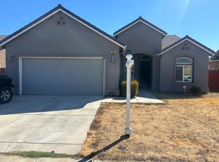 565 Rockport Dr, Los Banos, CA 93635