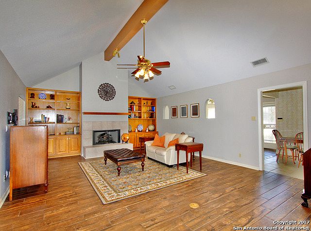1st image of 5818 Grandwood Dr