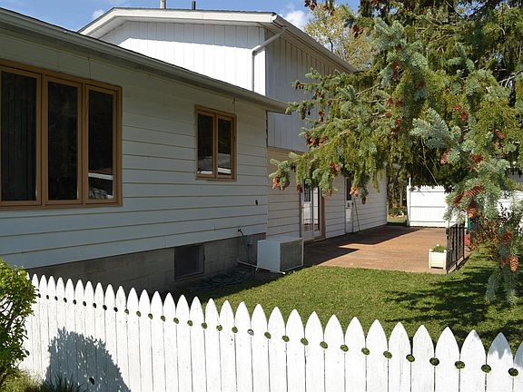 3rd image of 6361 Vermont St