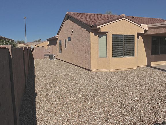 3rd image of 16271 W Kearney Ln