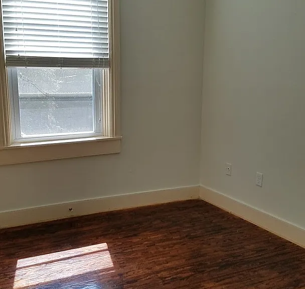 511 Saint James St — Photo 16
