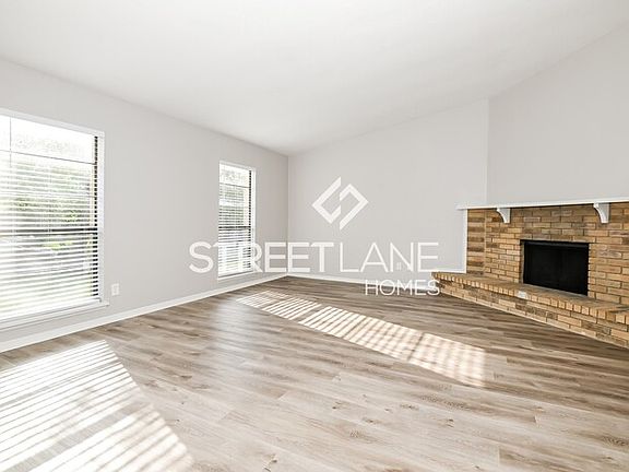 4th image of 9202 Linda Vista Dr